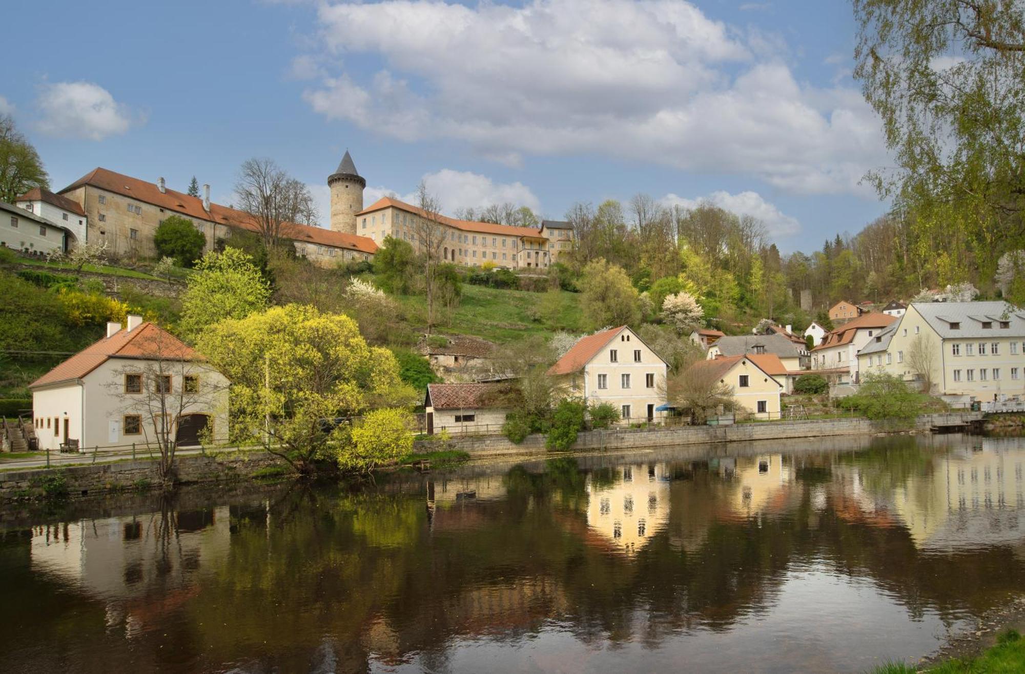 Pension U Farni Skoly Rozmberk Nad Vltavou Exterior photo